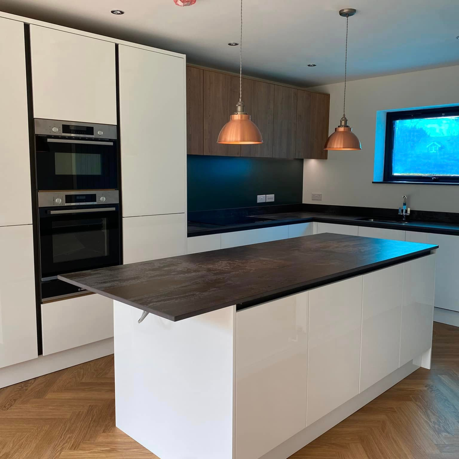 Image hover effect image